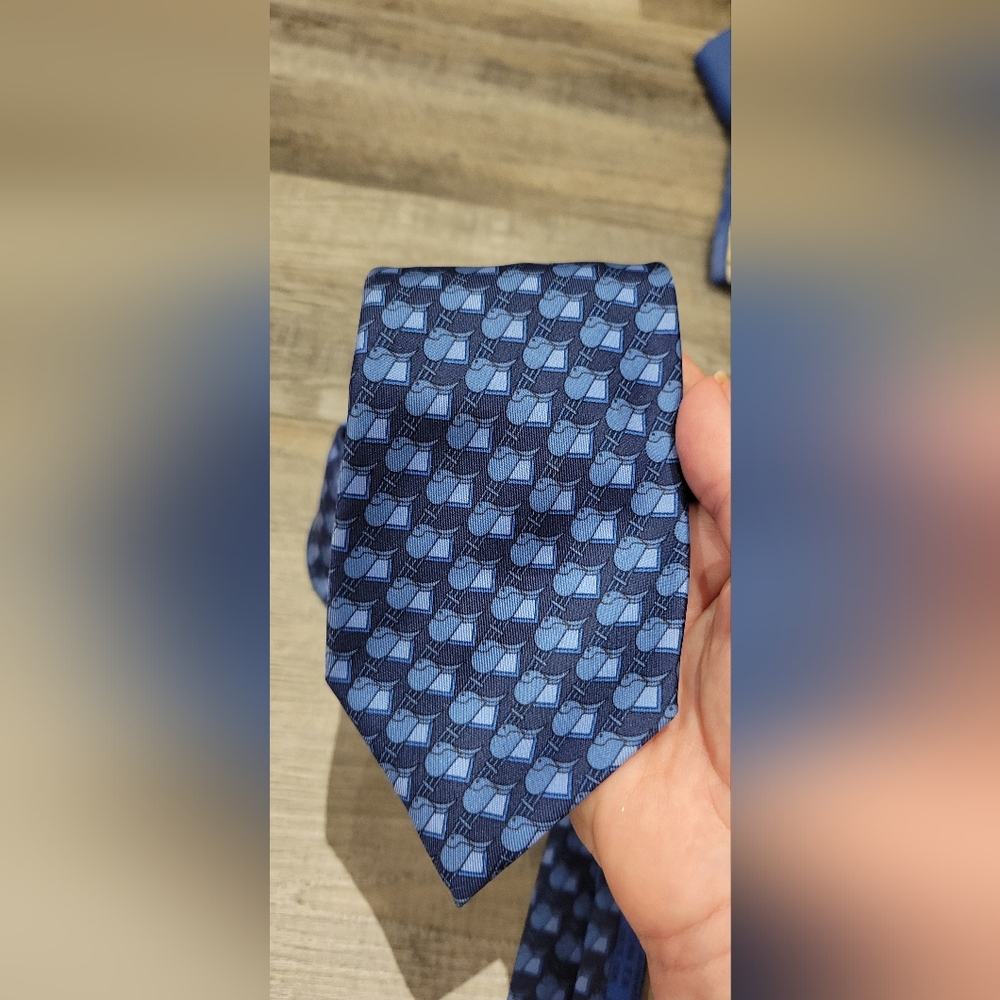 Hermes Blue Geometric Silk Tie - Picture 3 of 3